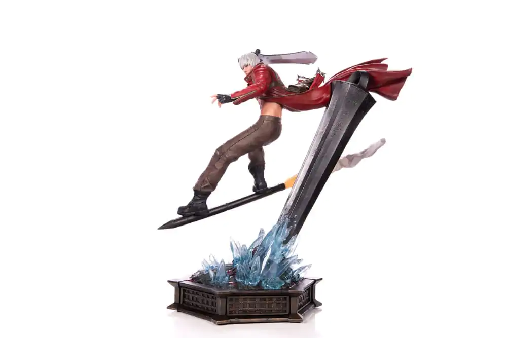 Devil May Cry 3 Statue Dante 43 cm termékfotó