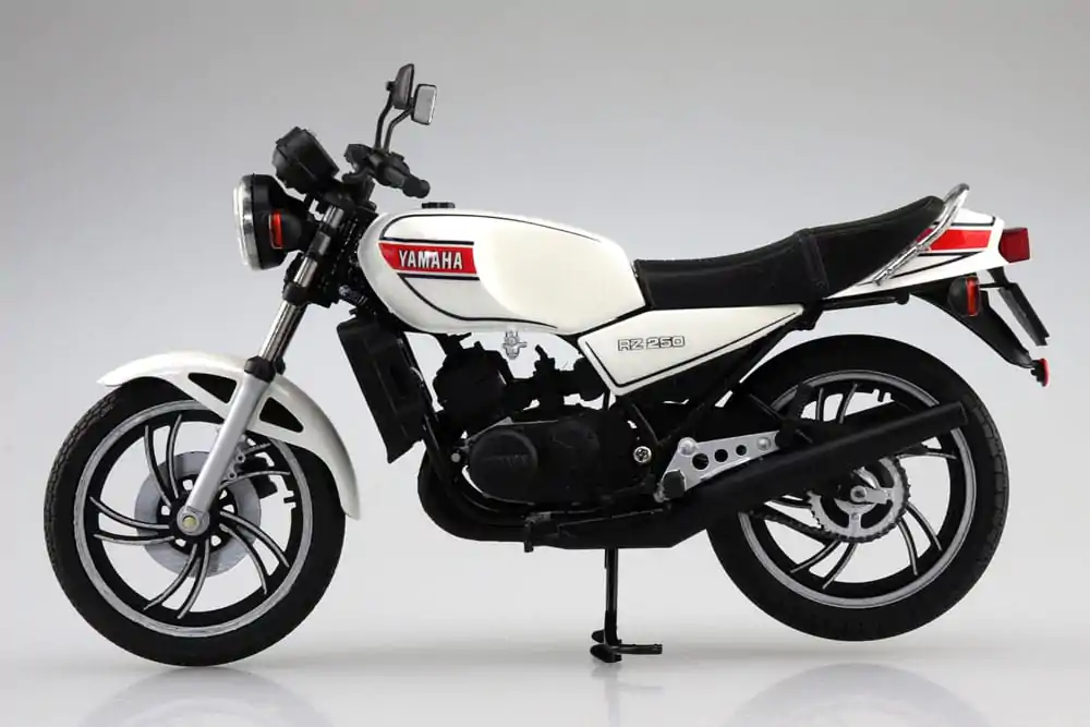 Diecast Bike Series Statue 1/12 Yamaha RZ250 New Pearl White 17 cm Produktfoto