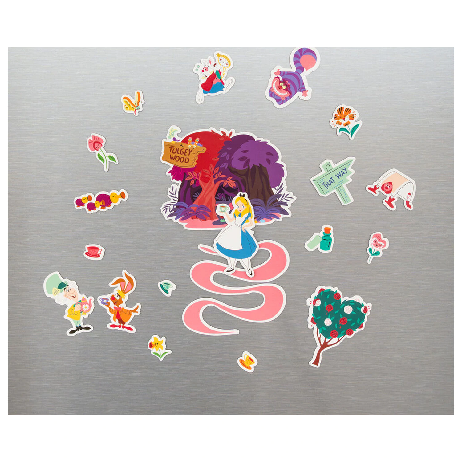 Disney Alice in Wonderland Set von gestanzten Magneten Produktfoto