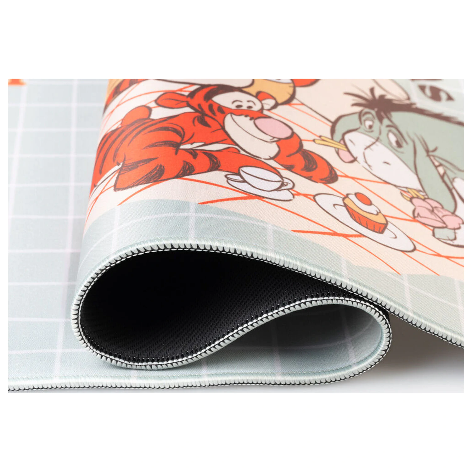 Disney Winnie the Pooh Gaming-Schreibtischunterlage Produktfoto