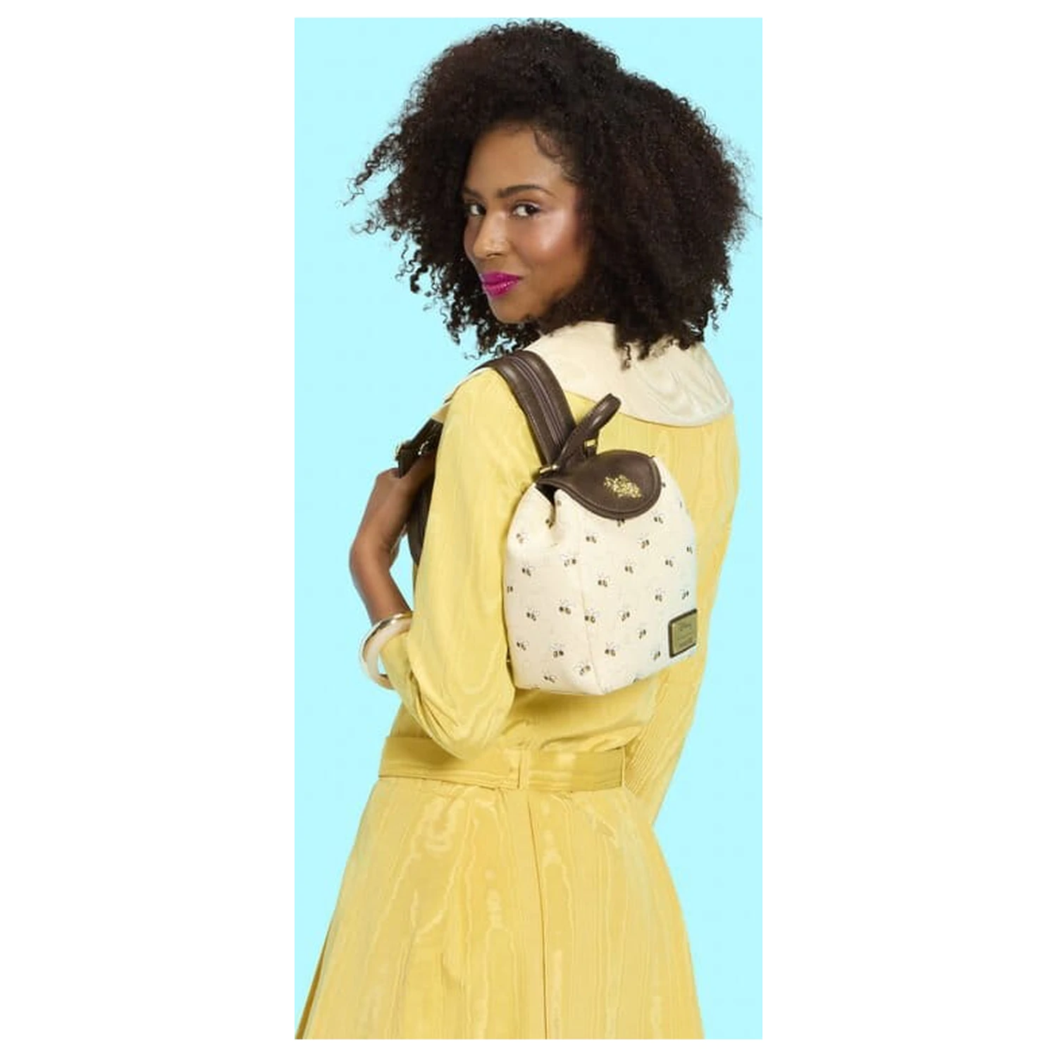 Disney by Loungefly Micro Rucksack Winnie the Pooh Produktfoto