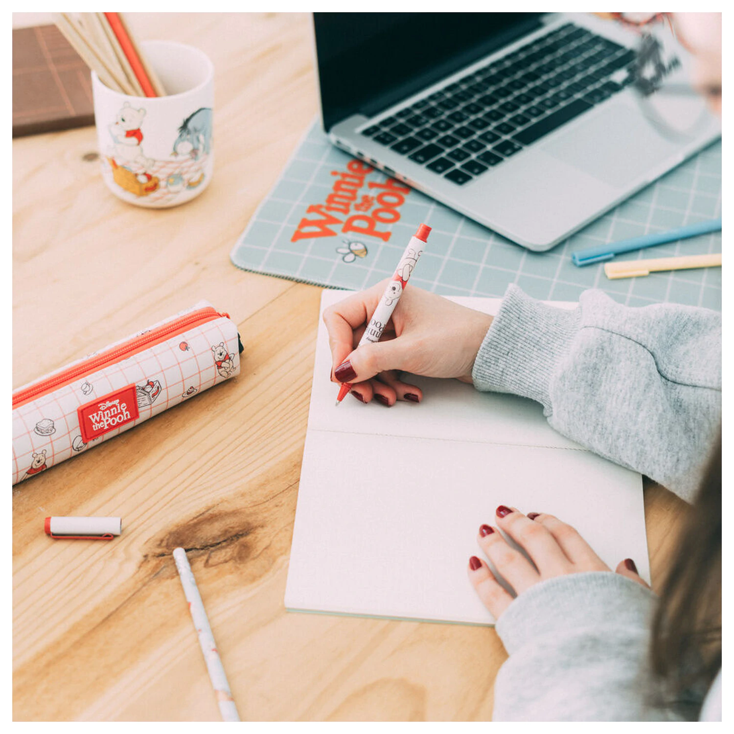 Disney Winnie the Pooh Federmäppchen + Kugelschreiber und Bleistift Produktfoto