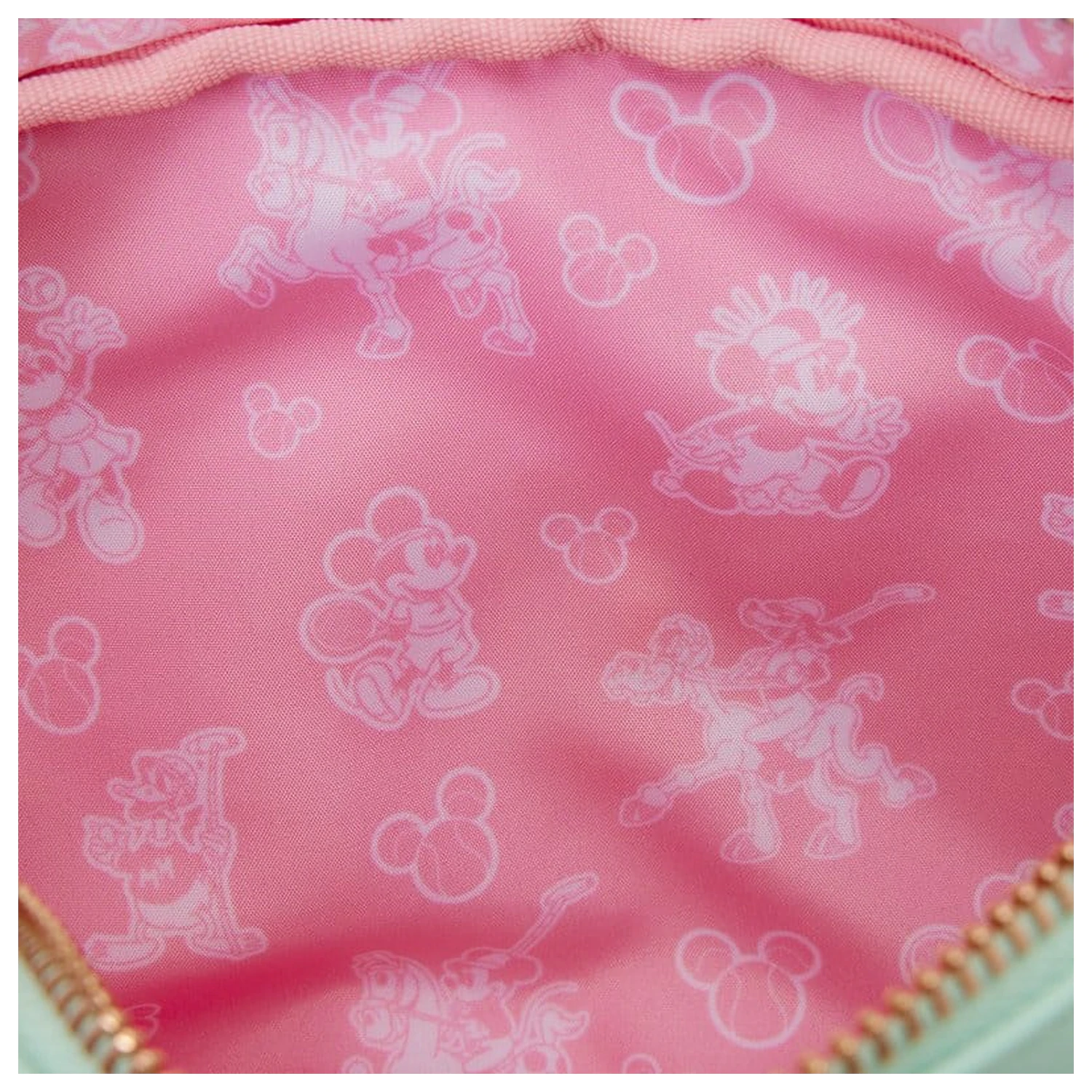 Disney by Loungefly Sling Tasche mit Münzbeutel Mickey & Friends Tennis Produktfoto