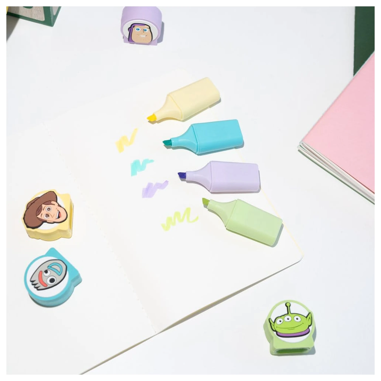 Disney Pixar Toy Story Set aus 4 Textmarkern mit Aufsatz Produktfoto