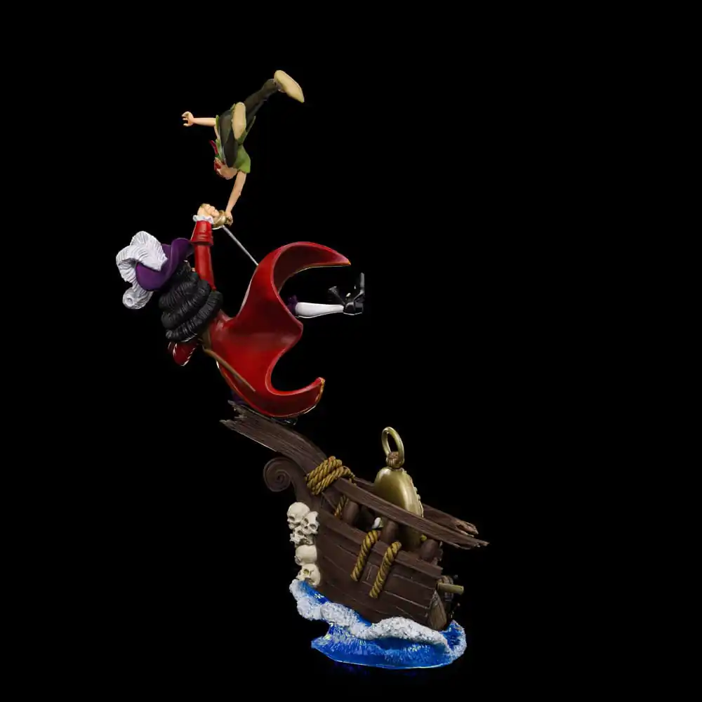 Disney Art Scale Statue 1/10 Peter Pan vs Hook 40 cm Produktfoto