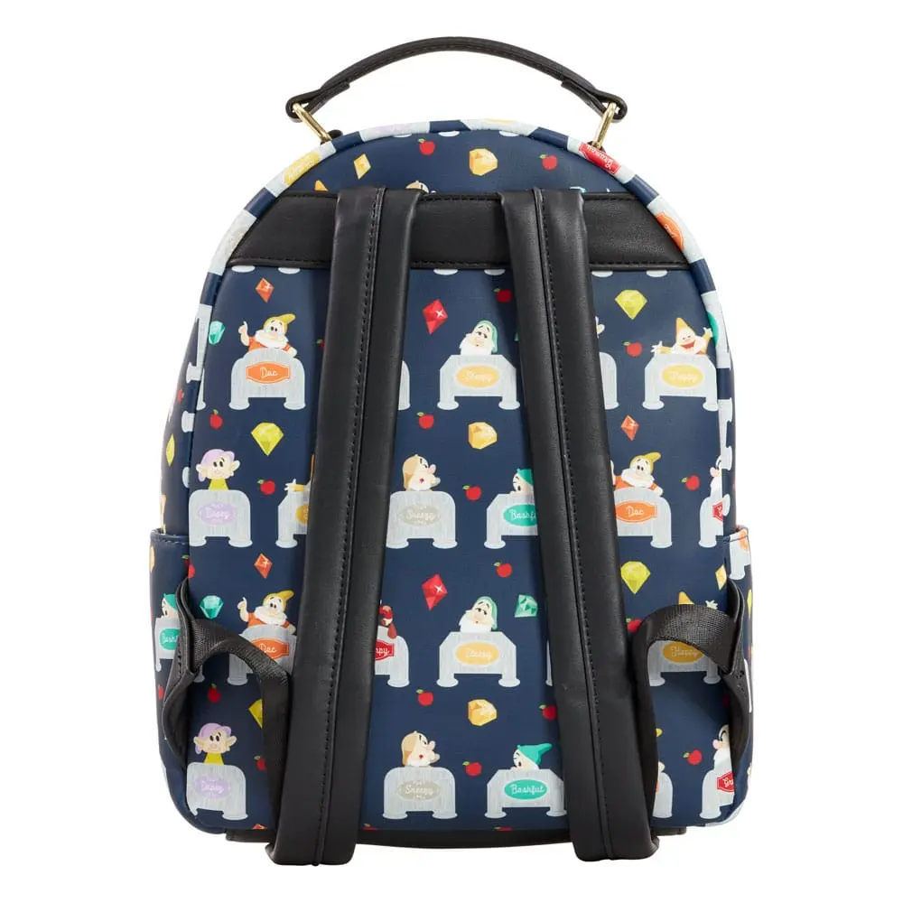 Disney by Loungefly Rucksack Snow White Seven Dwarves AOP heo Exclusive Produktfoto