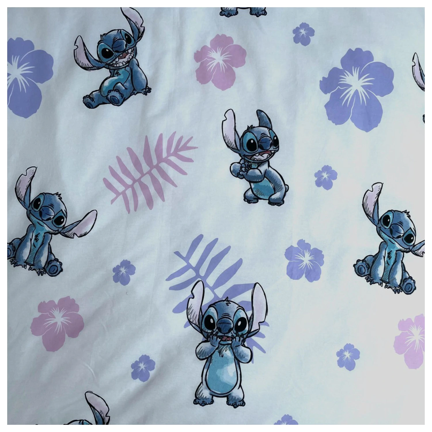 Disney Stitch Blooming Bettbezug Produktfoto