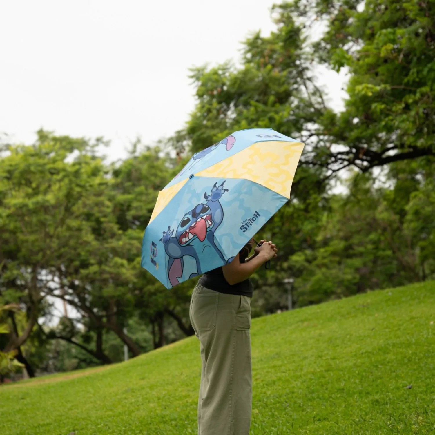 Disney Stitch Foodie Regenschirm faltbar Produktfoto