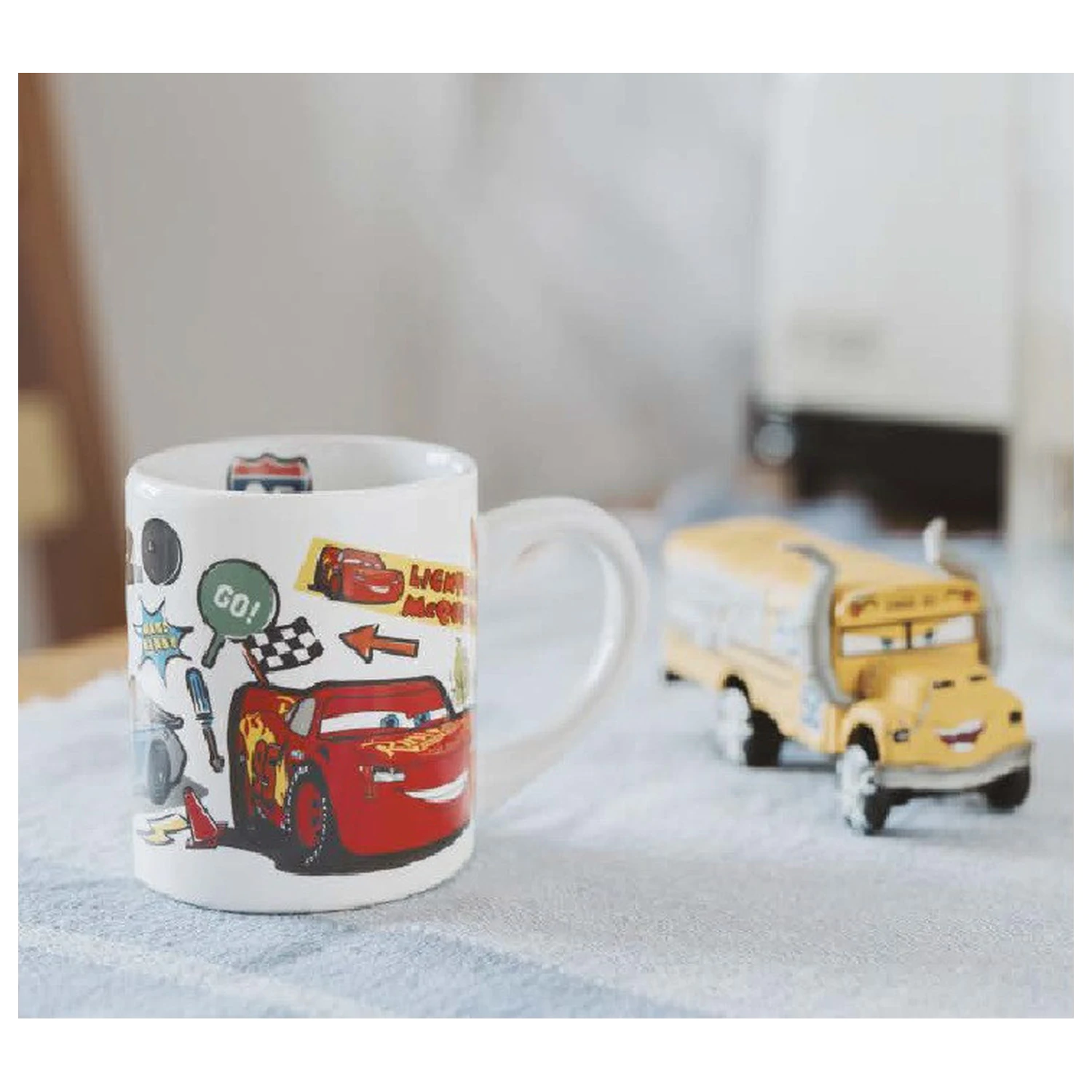 Disney Cars Aufkleber Tasse Produktfoto