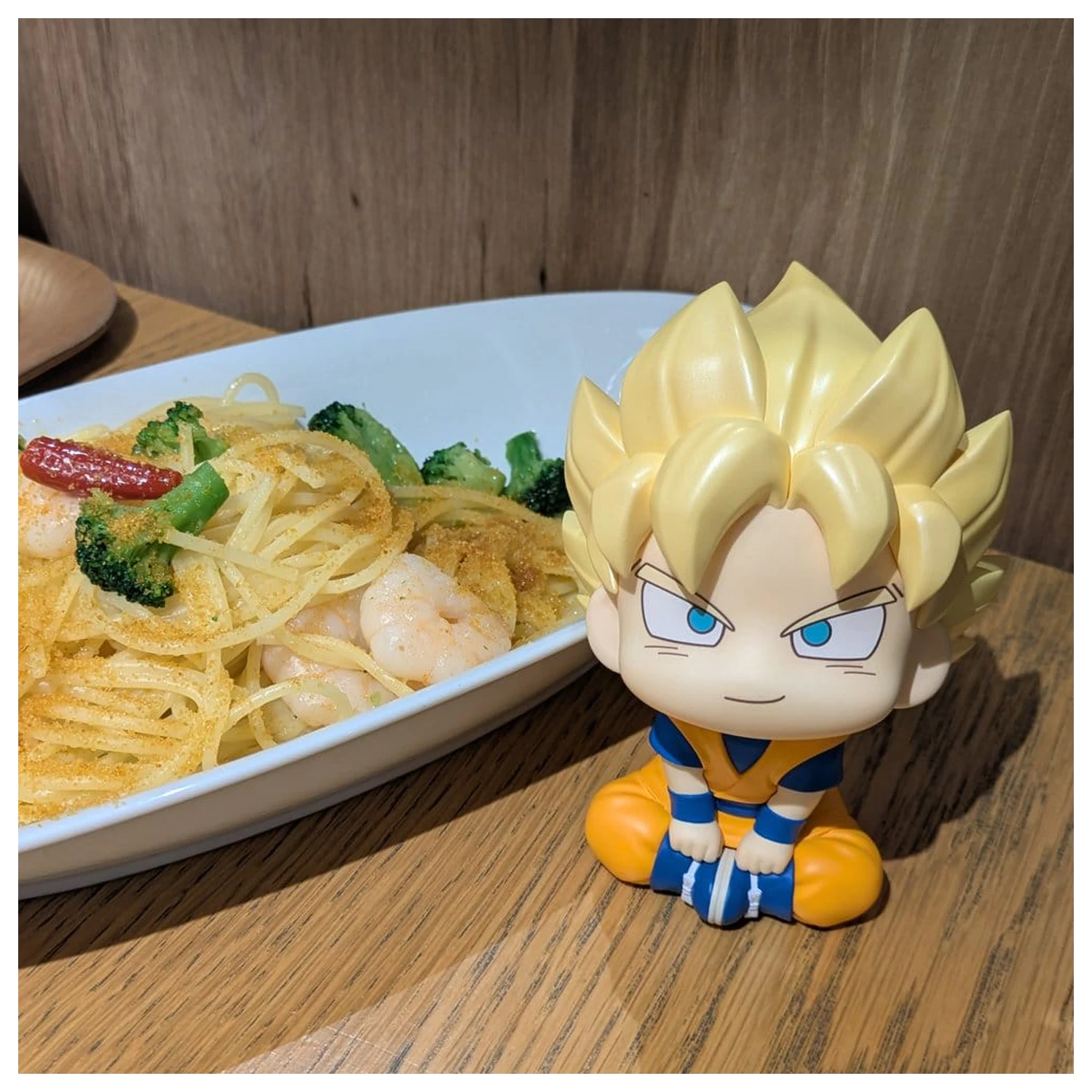 Dragon Ball DAIMA Look Up PVC Figur Super Saiyan Son Goku (mini) 11 cm Produktfoto