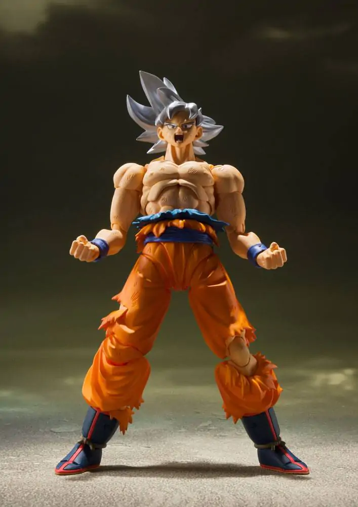 Dragon Ball Super S.H. Figuarts Actionfigur Son Goku Ultra Instinct 14 cm termékfotó