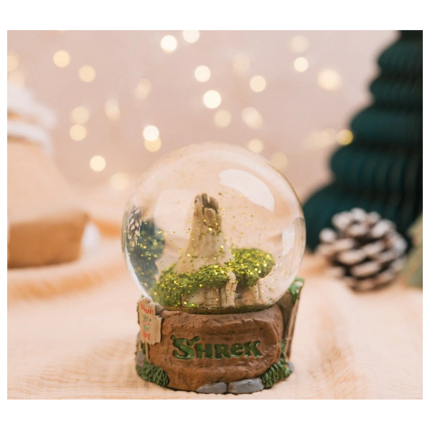 DreamWorks Shrek Schneekugel 10 cm Produktfoto