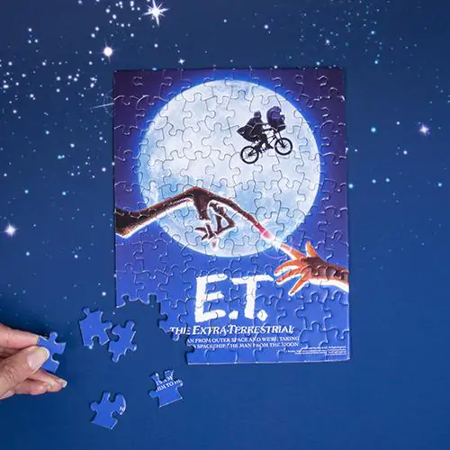 E.T. Der Außerirdische Tasse und Puzzle Set termékfotó