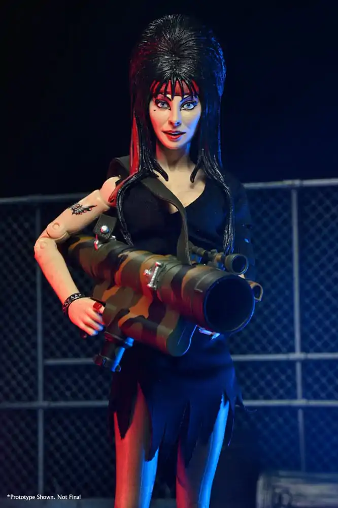 Elvira: Mistress of the Dark Bekleidete Action Figur Commando Elvira 20 cm Produktfoto