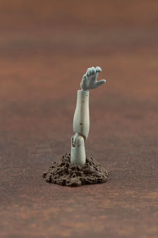 End of Heroes Plastic Model Kit 1/24 Zombinoid Fallen Queen 7 cm Produktfoto