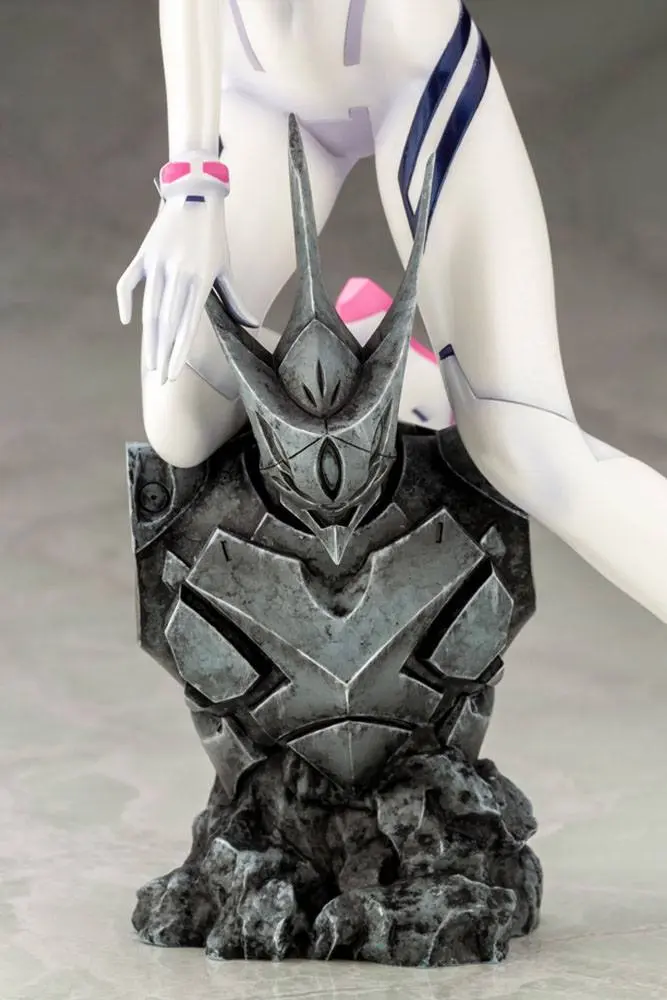 Evangelion 4 PVC Statue 1/6 Mari Makinami Illustrious White Plugsuit Ver. 24 cm Produktfoto