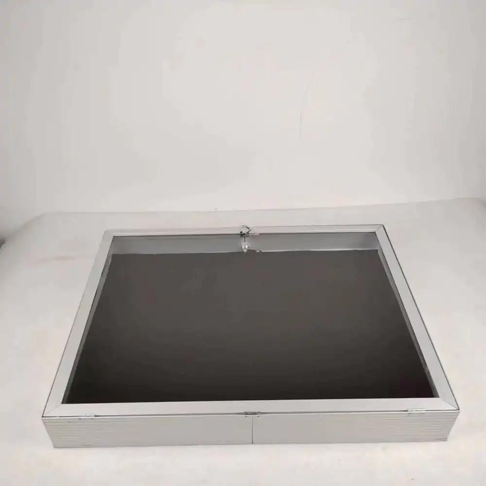 Evoretro Aluminum Display Case Silber Produktfoto