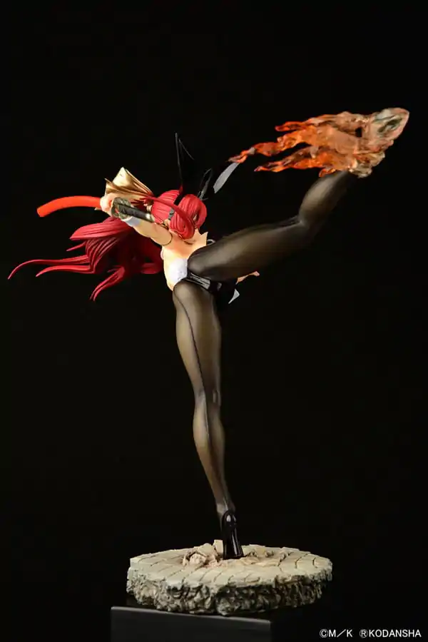 Fairy Tail Statue 1/6 Erza Scarlet High Kick Black Bunny Ver. 37 cm termékfotó