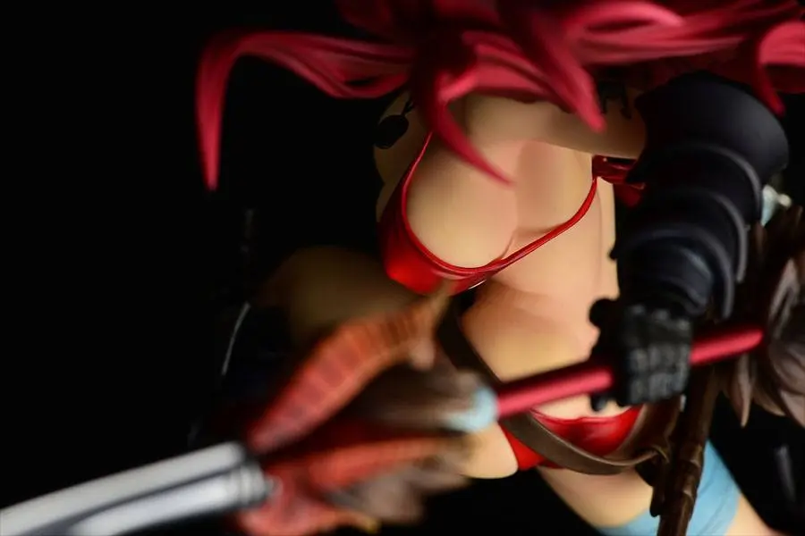 Fairy Tail Statue 1/6 Erza Scarlet the Knight Ver. Another Color Black Armor 31 cm Produktfoto