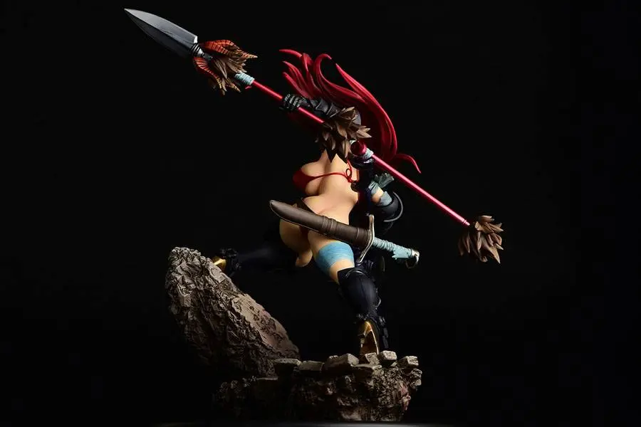 Fairy Tail Statue 1/6 Erza Scarlet the Knight Ver. Another Color Black Armor 31 cm Produktfoto