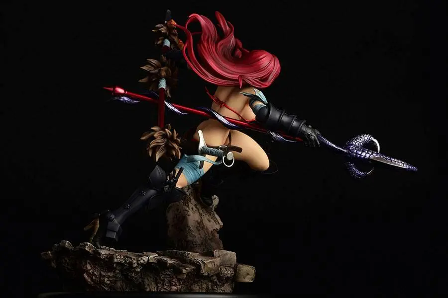 Fairy Tail Statue 1/6 Erza Scarlet the Knight Ver. Another Color Black Armor 31 cm Produktfoto