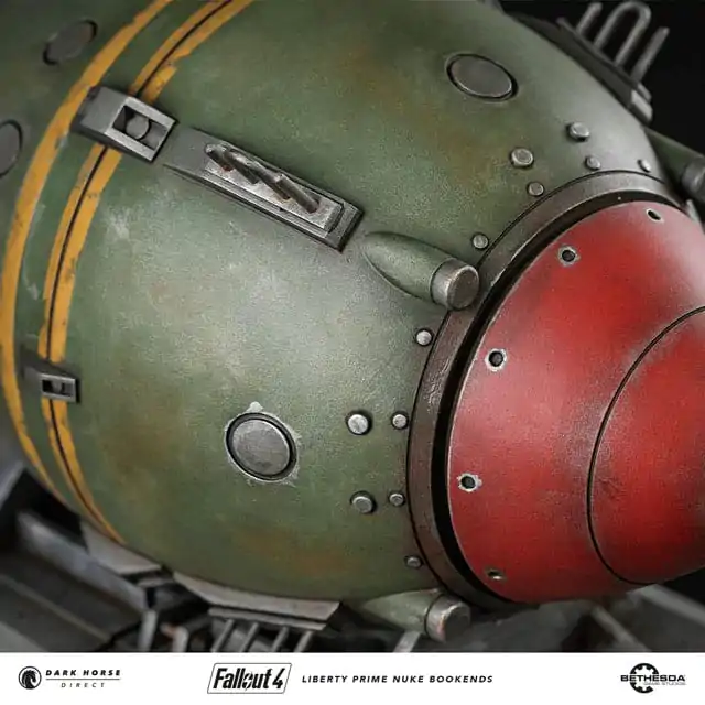 Fallout 4 PVC Statue Liberty Prime Nuke Bomb Bookends 17 cm Produktfoto