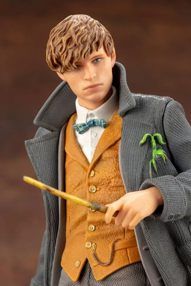 Phantastische Tierwesen 2 ARTFX+ Statue 1/10 Newt Scamander 18 cm termékfotó