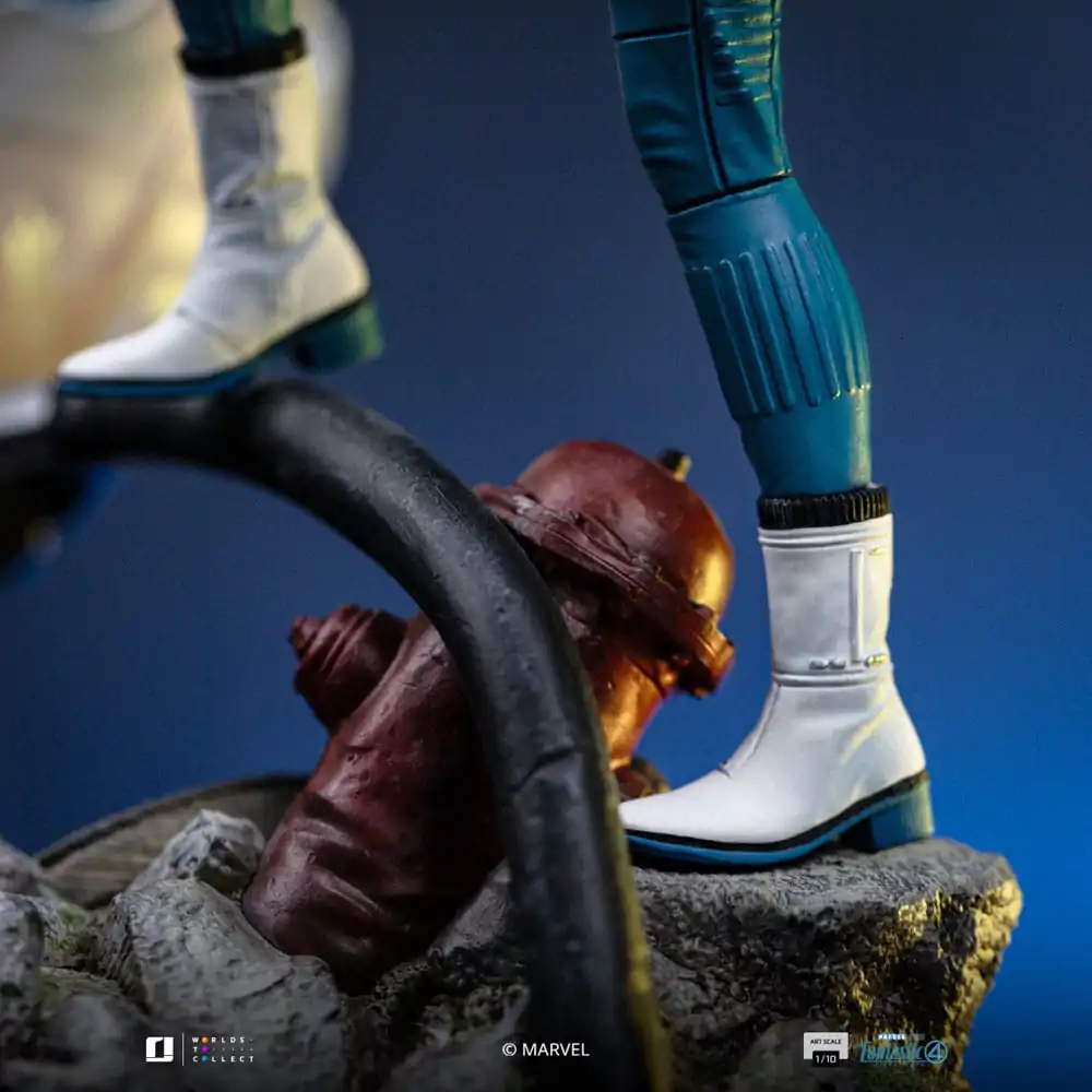 Fantastic Four Art Scale Statue 1/10 Invisible Woman and Franklin 28 cm Produktfoto