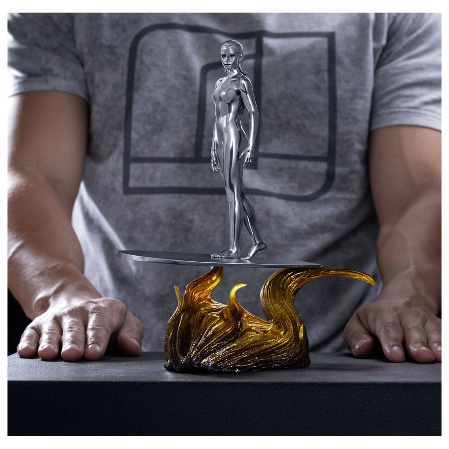 Fantastic Four Art Scale Statue 1/10 Silver Surfer 27 Zentimeter Produktfoto