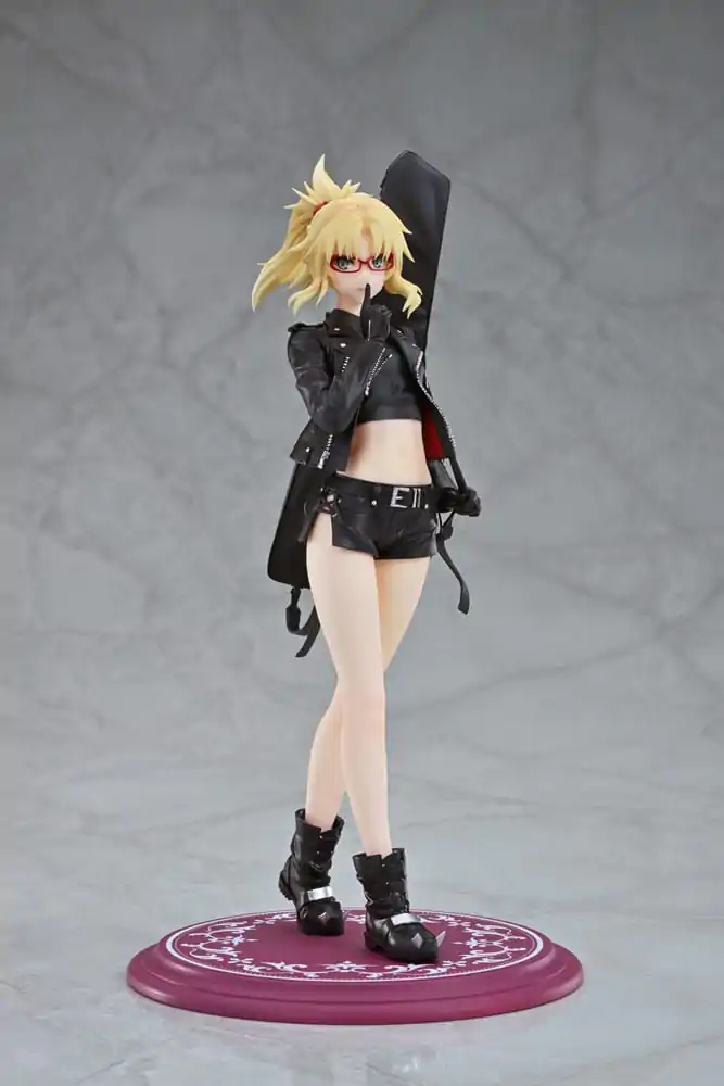 Fate/Apocrypha PVC Statue 1/7 Red Saber (Mordred) Original Glasses Model Ver. 22 cm termékfotó