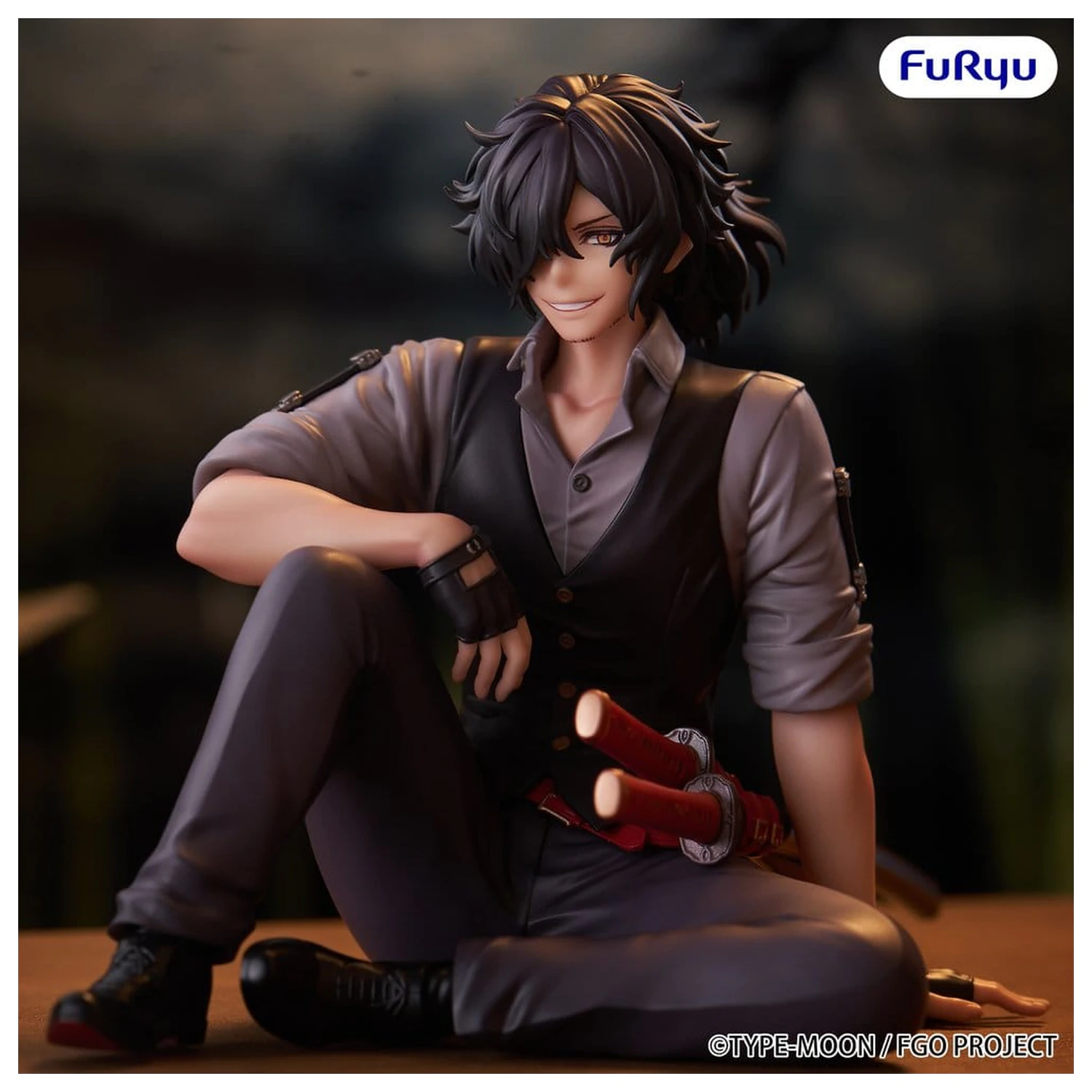Fate/Grand Order Noodle Stopper PVC Figur Assassin Izou Okada Awesome Dapper Suit 9 cm Produktfoto