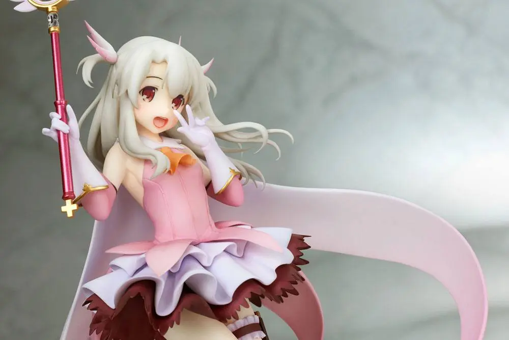 Fate/kaleid liner Prisma Illya Prisma Phantasm PVC Statue 1/7 Illyasviel Von Einzbern 25 cm Produktfoto