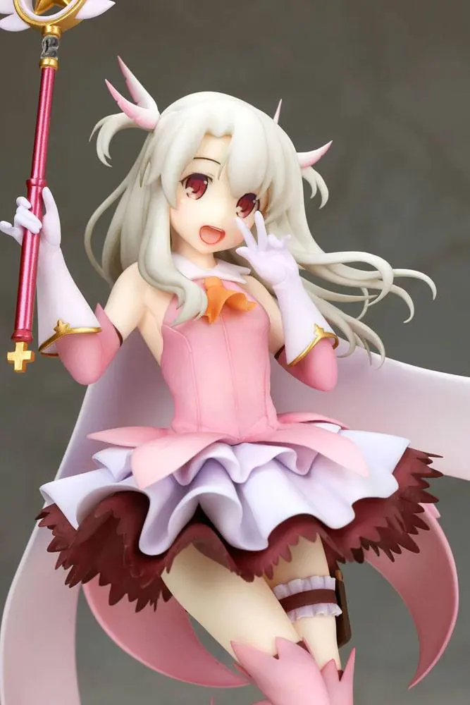 Fate/kaleid liner Prisma Illya Prisma Phantasm PVC Statue 1/7 Illyasviel Von Einzbern 25 cm Produktfoto