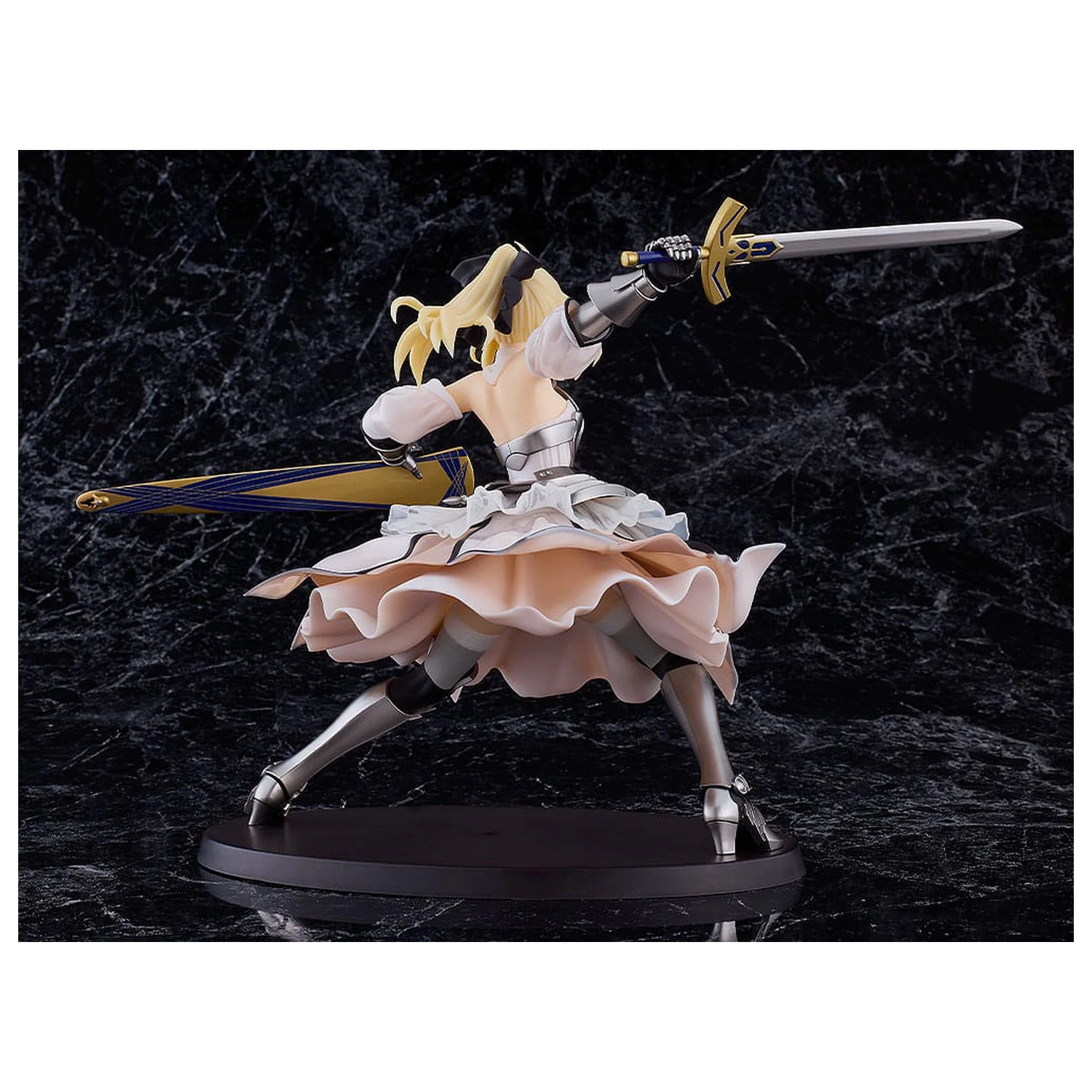 Fate/Stay Night Plamatea Kunststoffmodellbausatz Reincarnation Saber Lily Distant Avalon 20 cm Produktfoto