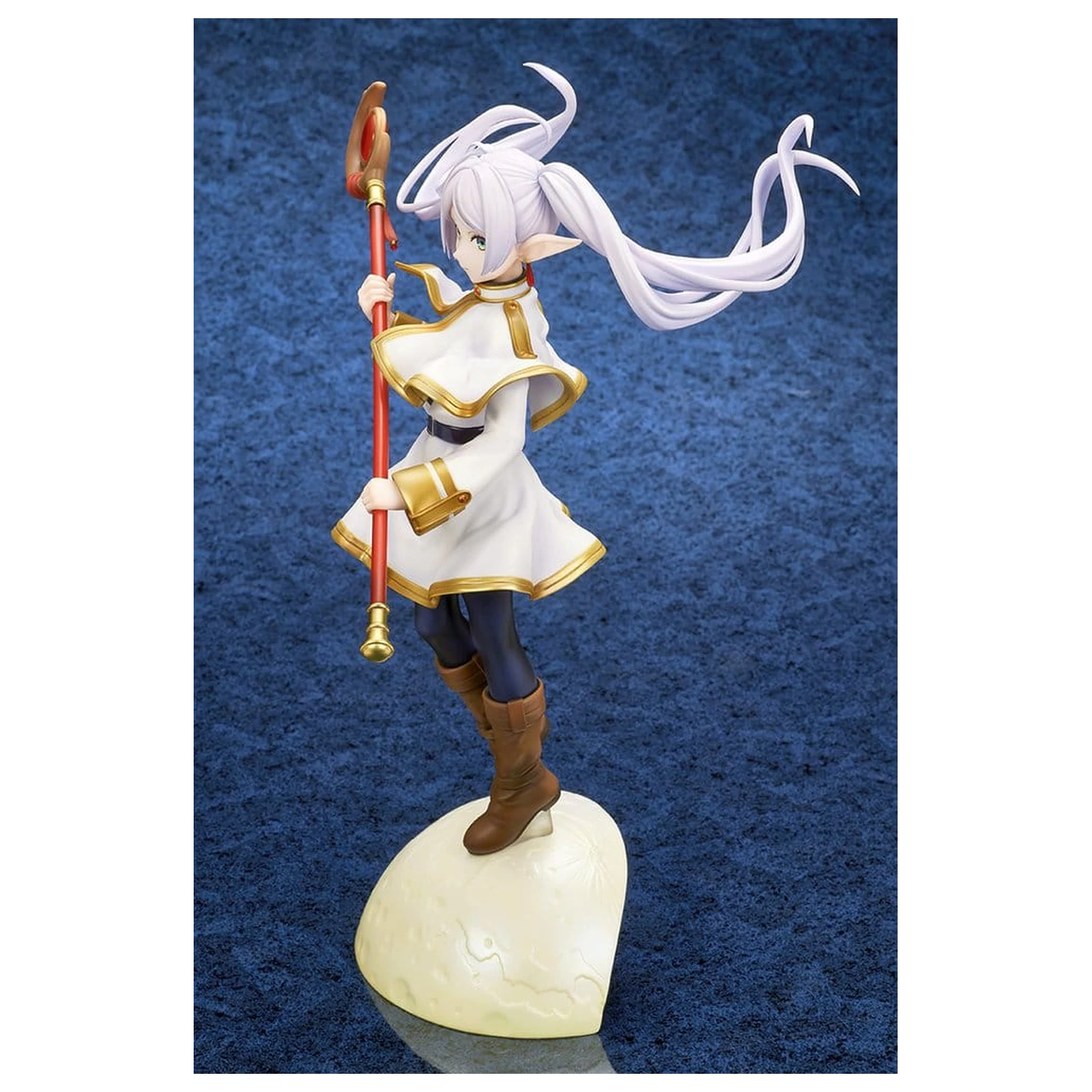 Frieren: Beyond Journey's End PVC Figur 1/7 Frieren (vs Aura) 28 cm Produktfoto