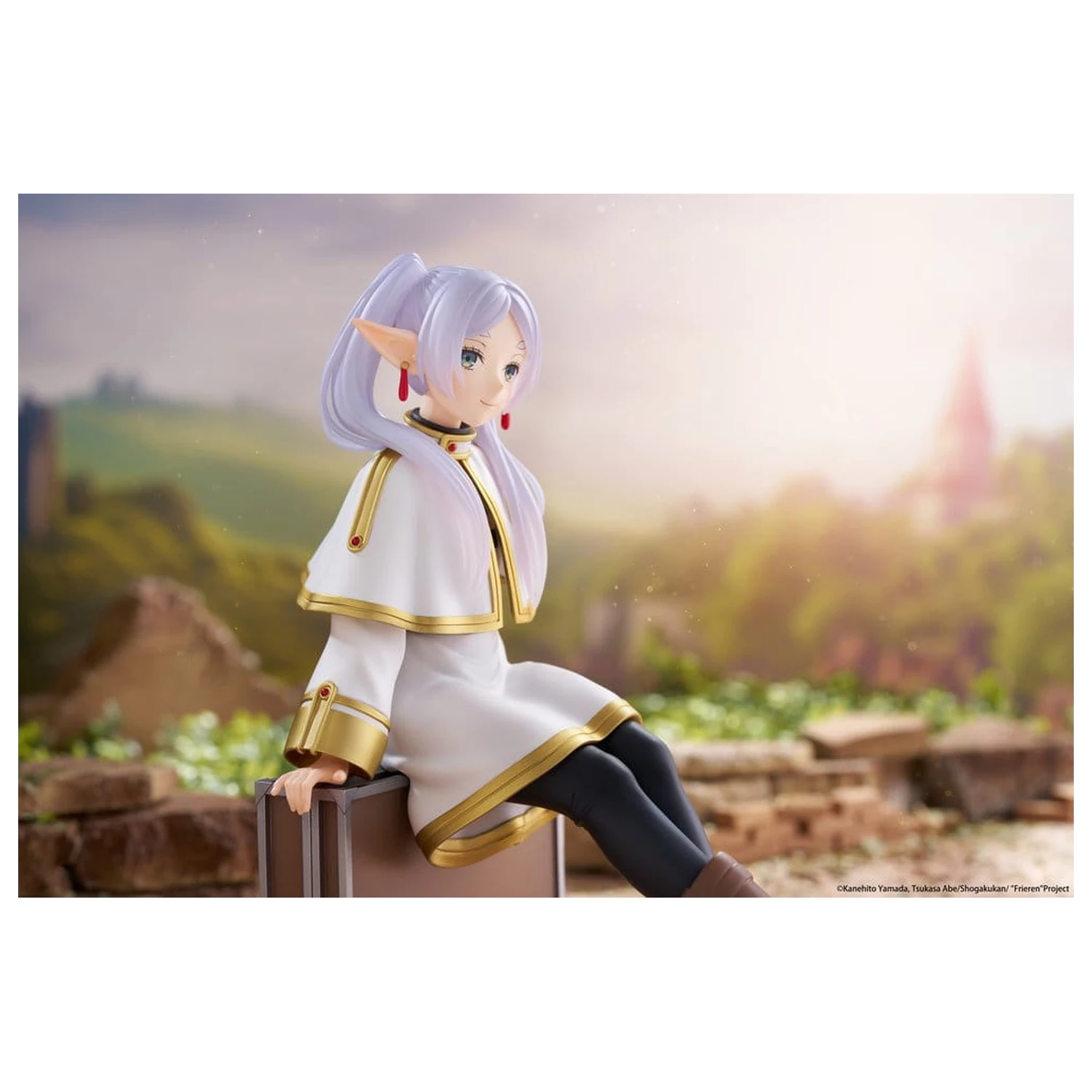 Frieren: Beyond Journey's End PVC Figur Desktop niedliche Frieren (Trunk Case Ver.) Neuauflage 13 cm Produktfoto