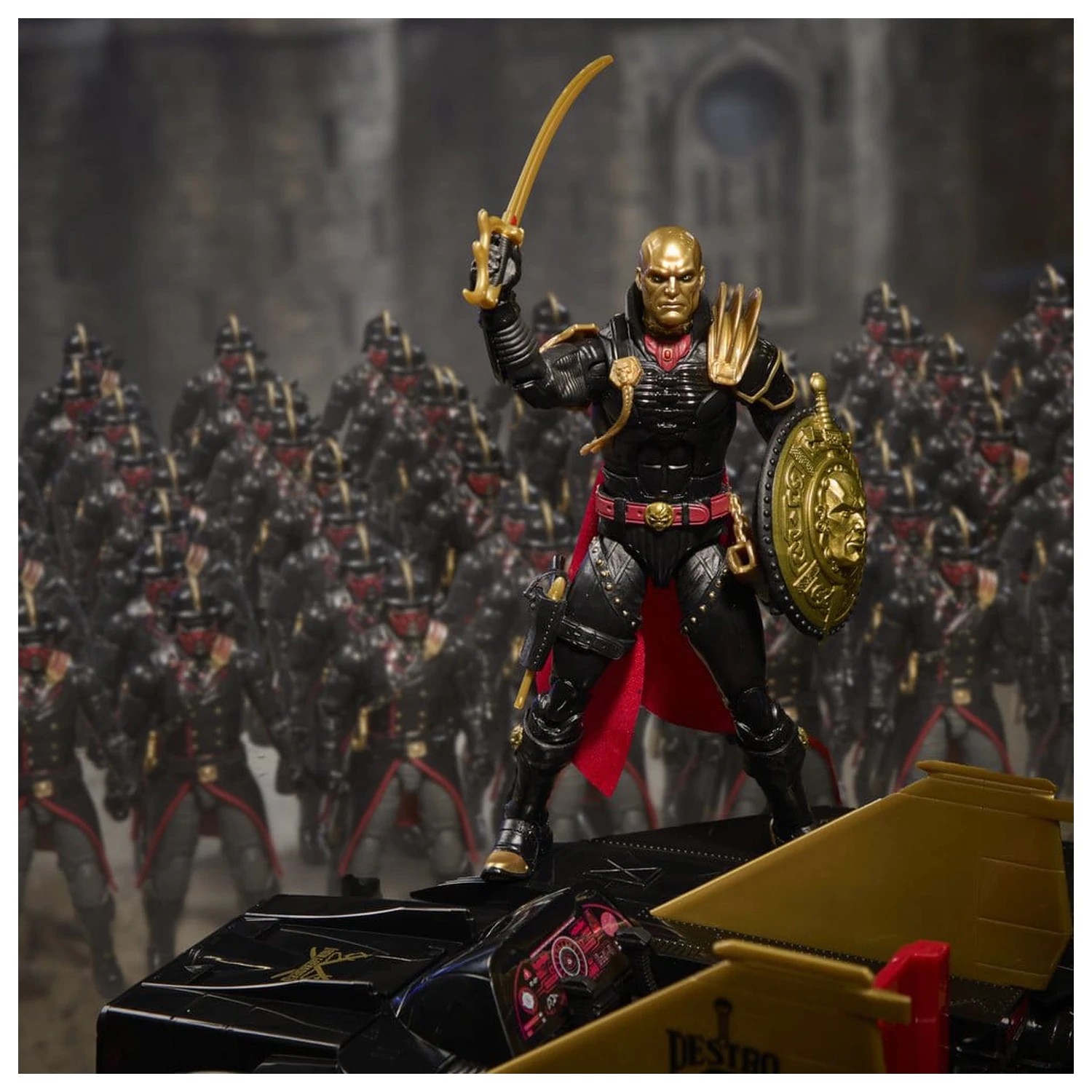 G.I. Joe Classified Series Action-Figur und Fahrzeug-Set #203 Destro & Iron Grenadier Despoiler 15 cm Produktfoto