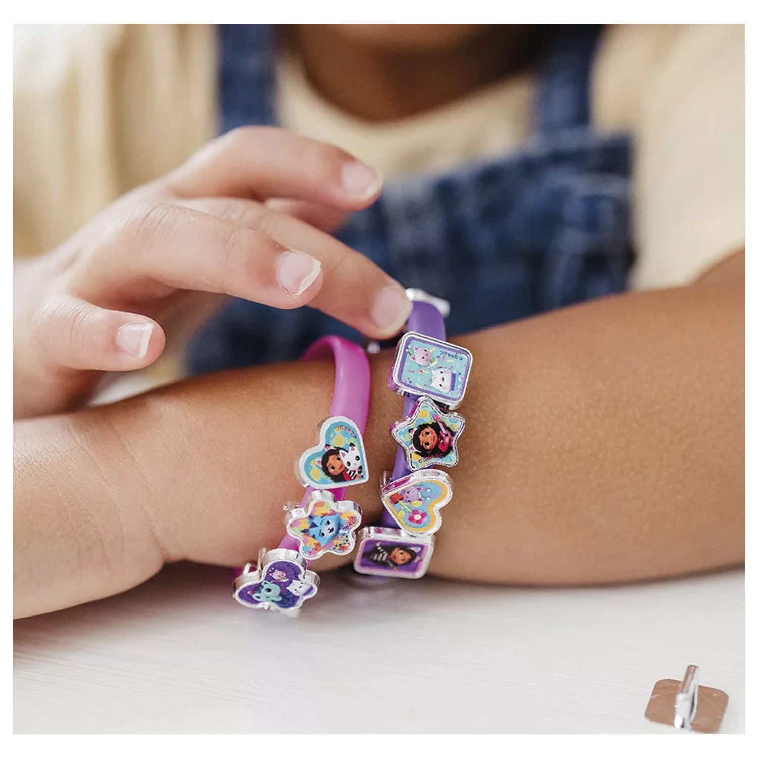 Gabi's Dollhouse Cats Armband Herstellungsset Produktfoto