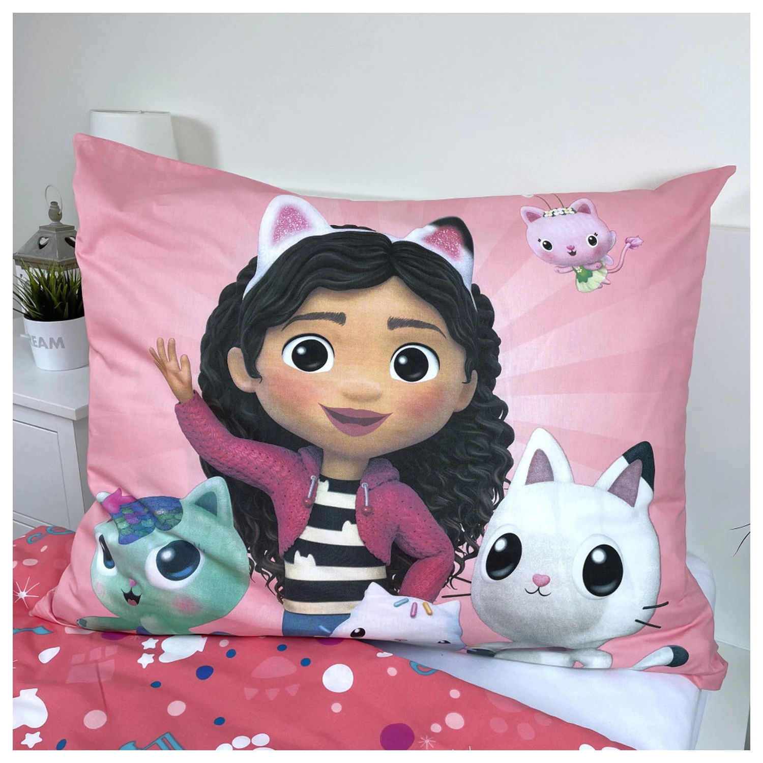 Gabby's Dollhouse Friedlicher Bettbezug Produktfoto