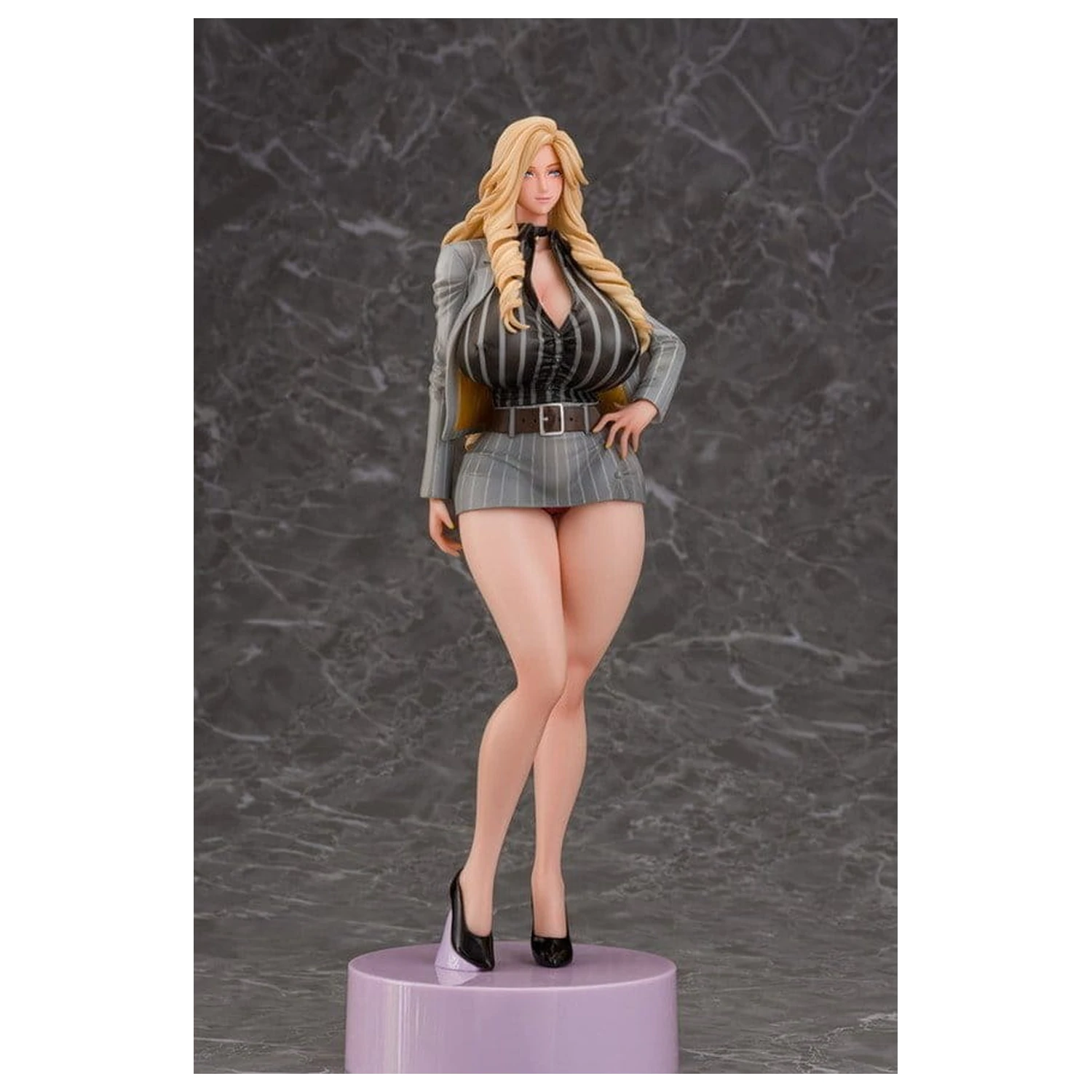 Gal Ane Shachou to Harem Office PVC Figur 1/7 Nishigori Ai (Grey Suit Ver.) Wholesome Ver. 26 cm Produktfoto