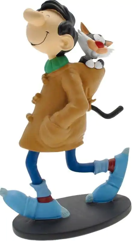 Gaston: Gaston with Duffle Coat Statue 18 cm Produktfoto