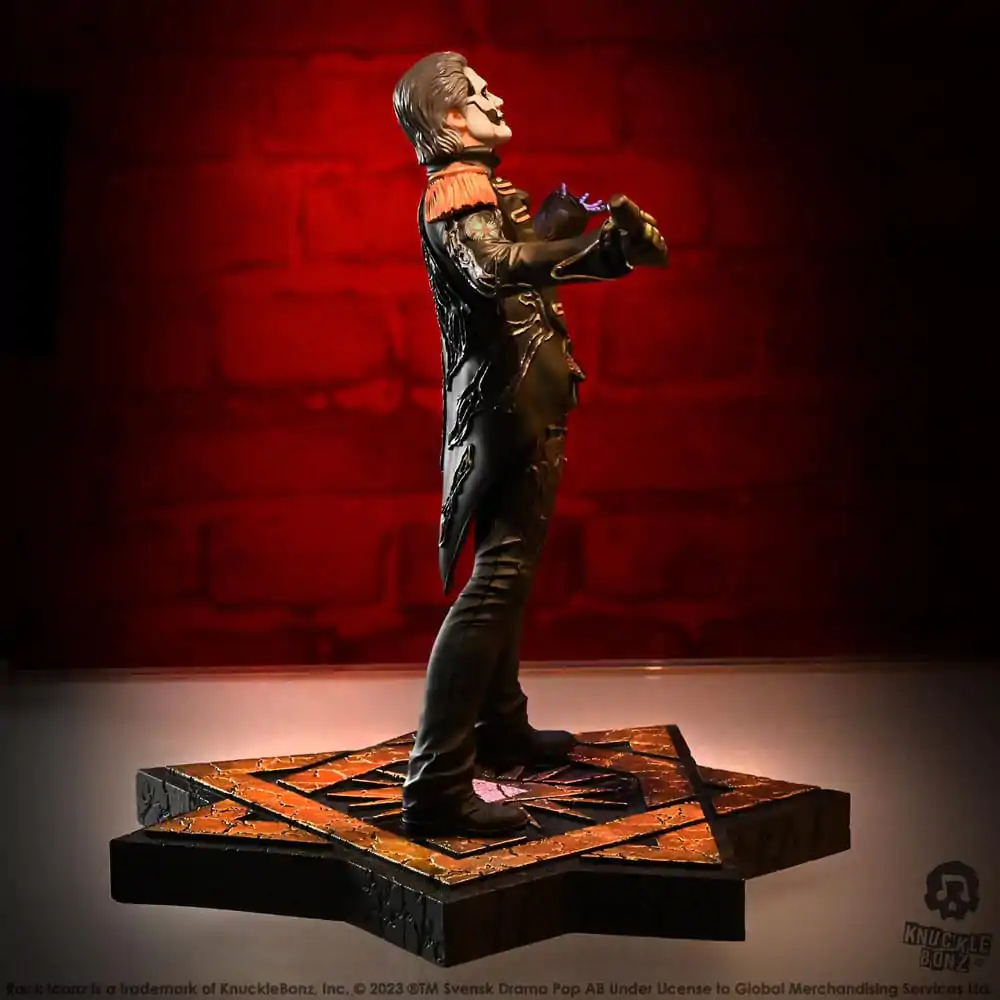 Ghost Rock Iconz Statue 1/9 Papa Emeritus IV (Military Jacket) 22 cm Produktfoto