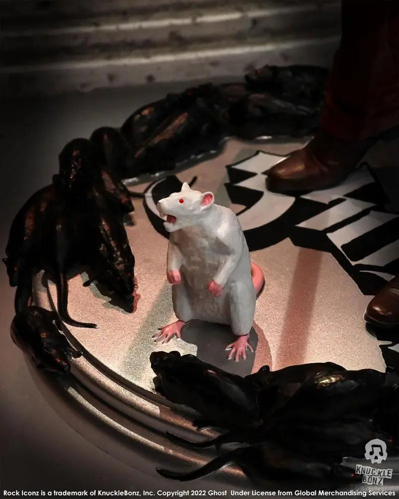 Ghost Rock Iconz Statue Cardinal Copia Red Tuxedo (Variant) 23 cm Produktfoto