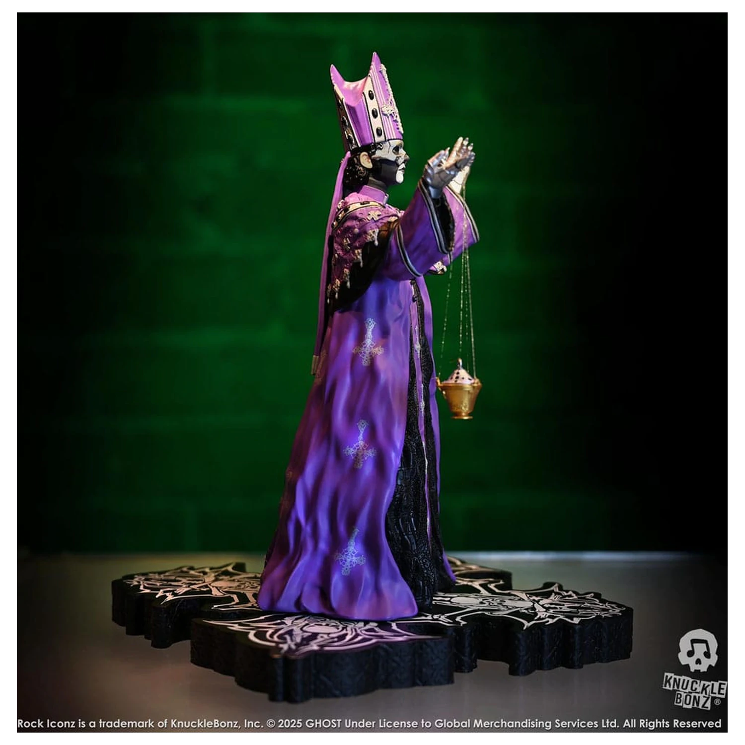 Ghost Rock Iconz Statue Papa V Perpetua Purple Robes 22 cm Produktfoto