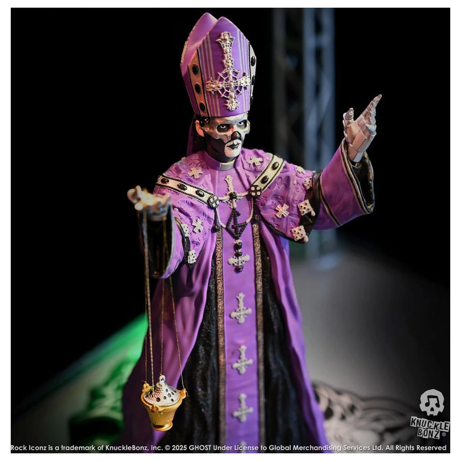 Ghost Rock Iconz Statue Papa V Perpetua Purple Robes 22 cm Produktfoto