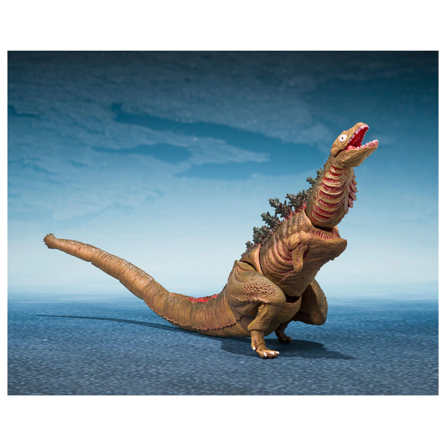 Godzilla The Second Form & Third Form & Giant Unidentified Creature S.H. MonsterArts Figuren Set Produktfoto