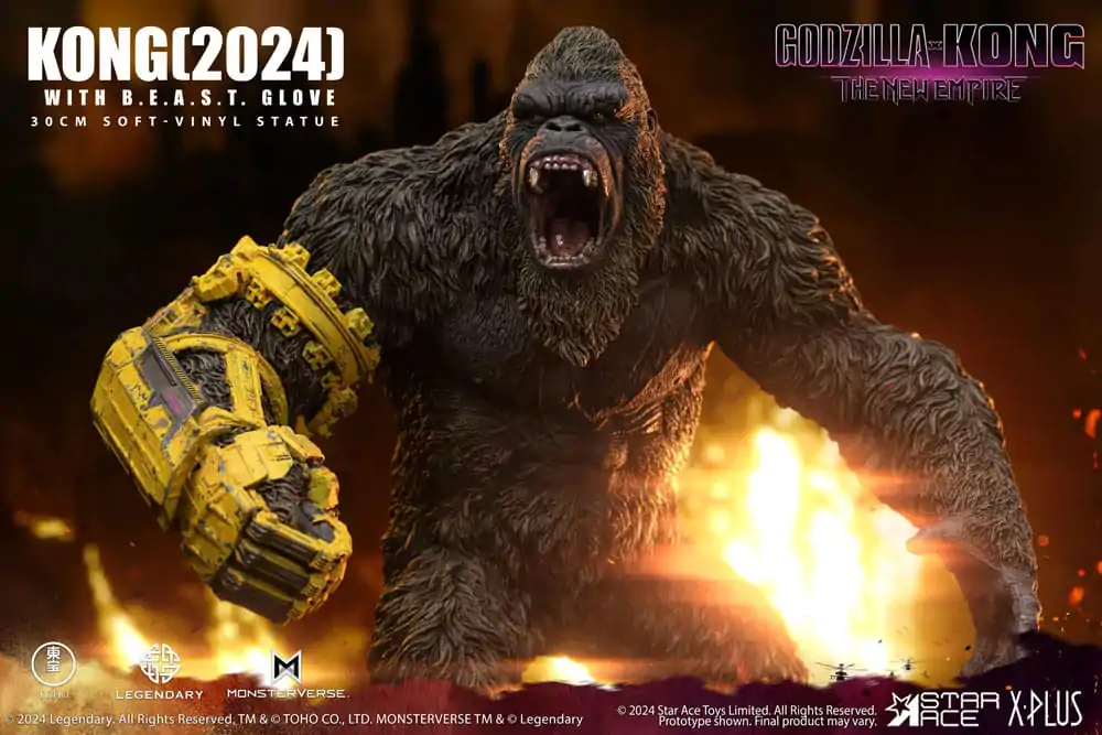 Godzilla vs. Kong: The New Empire Soft Vinyl Statue Kong with B.E.A.S.T. Glove 30 cm termékfotó