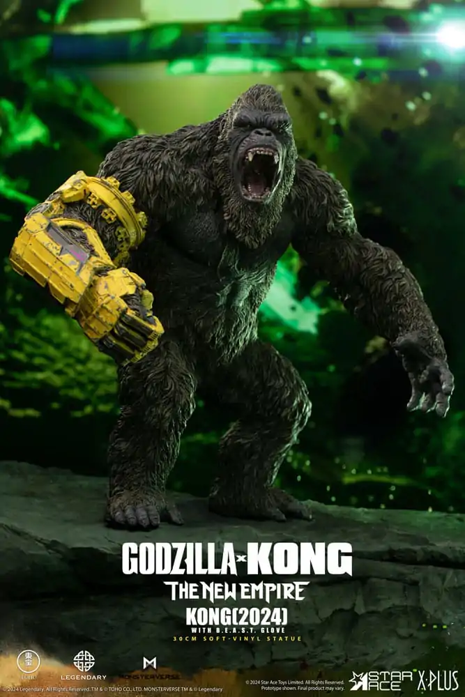 Godzilla vs. Kong: The New Empire Soft Vinyl Statue Kong with B.E.A.S.T. Glove 30 cm termékfotó