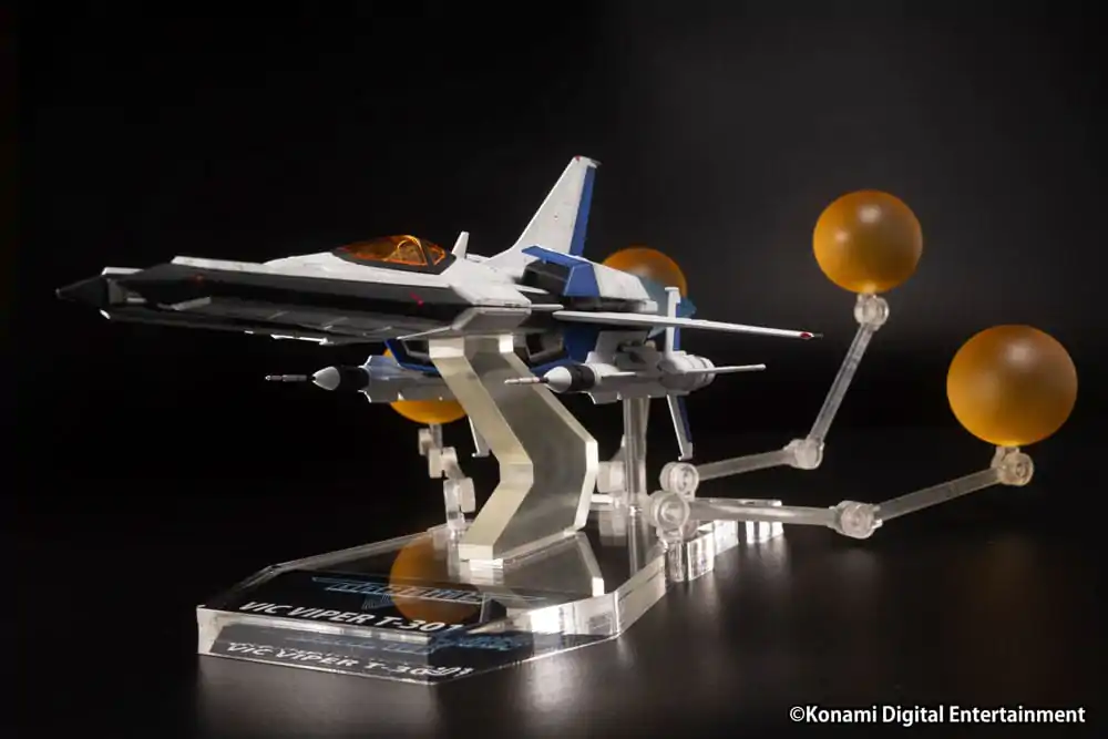 Gradius V Plastic Kit 1/144 VIC VIPER T-301 Peinted Finished 14 cm Produktfoto