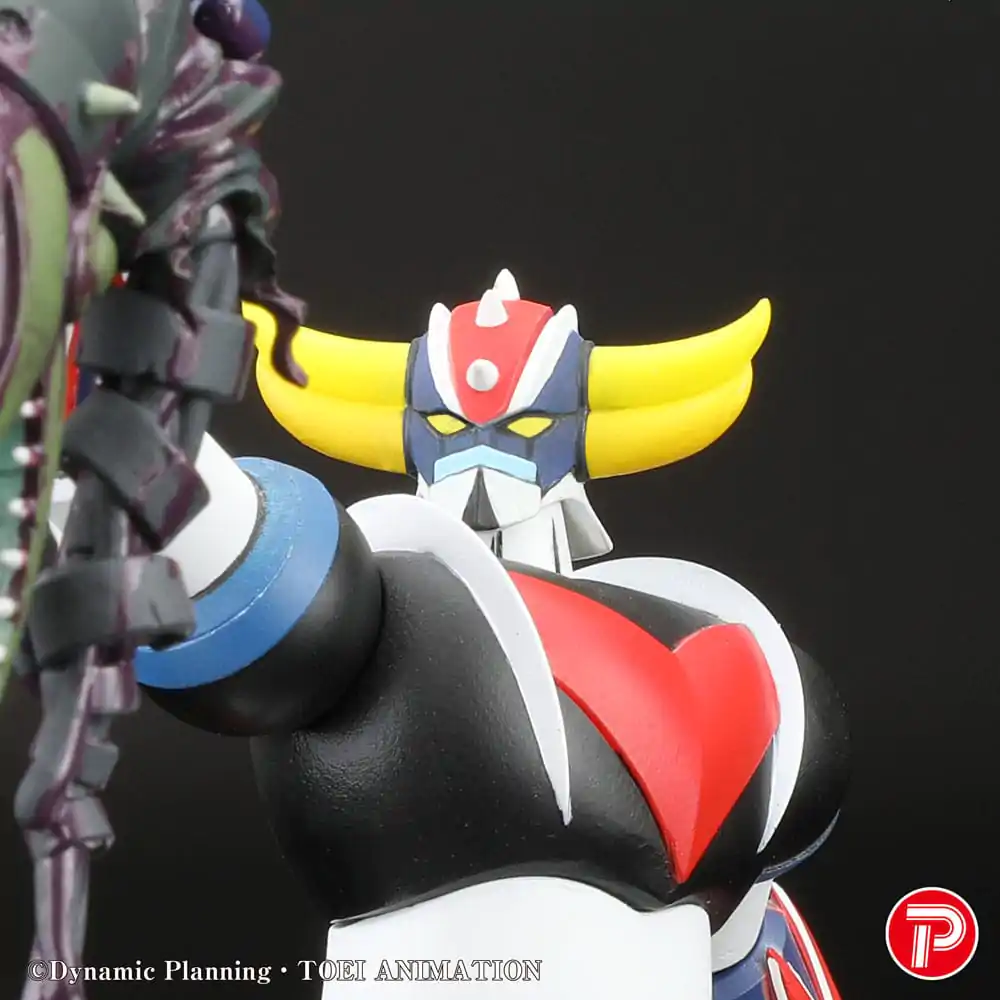 Grendizer Scene Selection 01 PVC Statue Grendizer a cry of Victory 14 cm Produktfoto